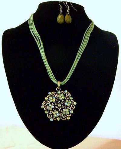 fashion jewellery pls -     YN 651 TWO PIECE SET